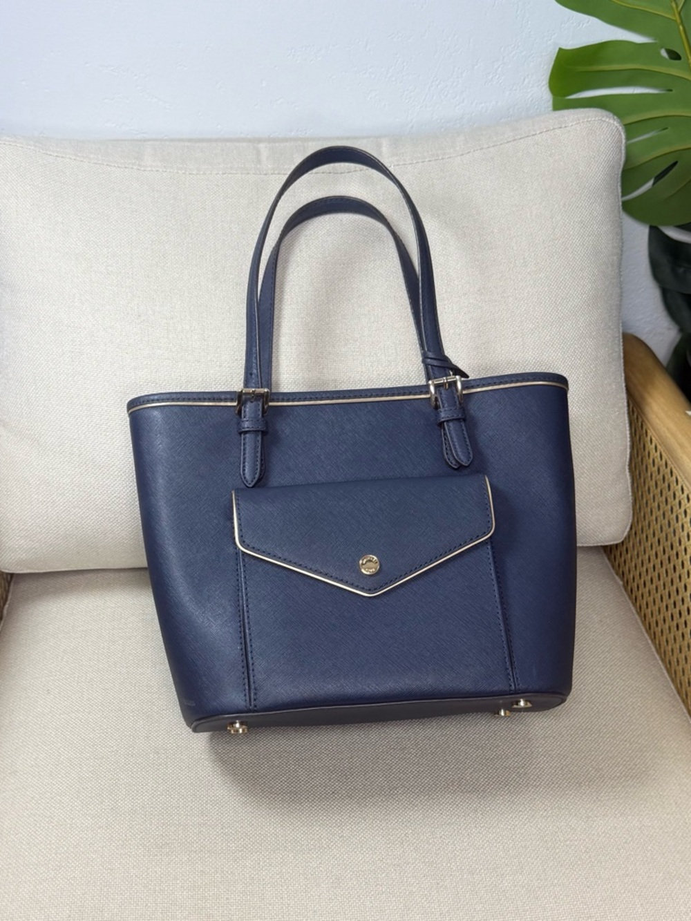 Michael Kors Jet Set Leather Pocket Tote Bag Navy - Picture 2 of 7